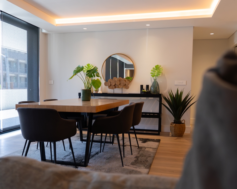 2 Bedroom Property for Sale in Sea Point Western Cape